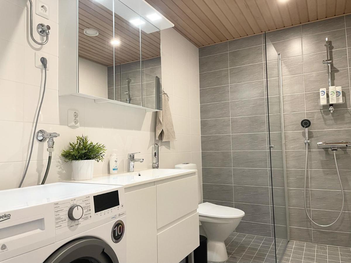 Modern 1 Bedroom Apartment In Central Куопио Экстерьер фото