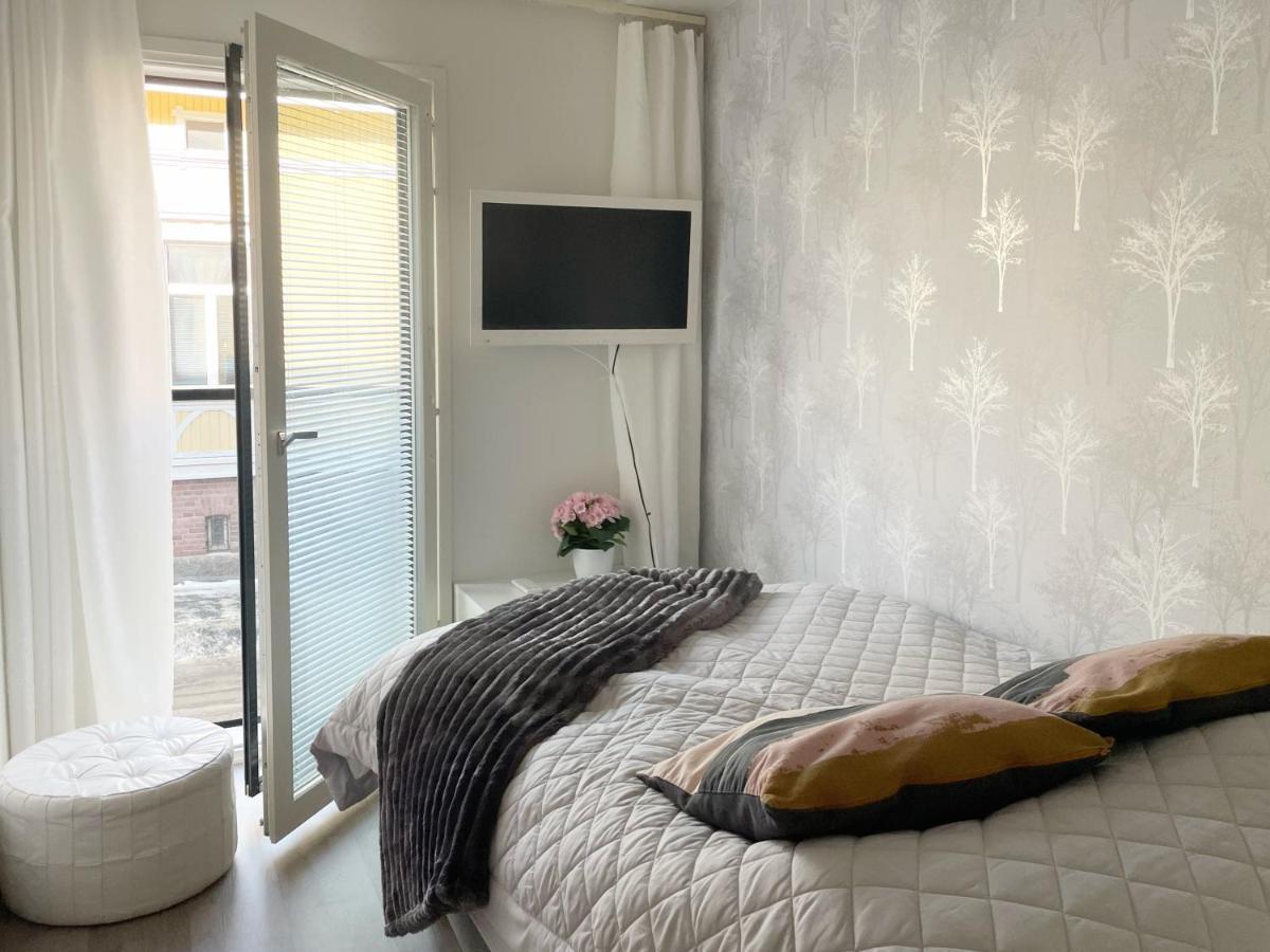 Modern 1 Bedroom Apartment In Central Куопио Экстерьер фото